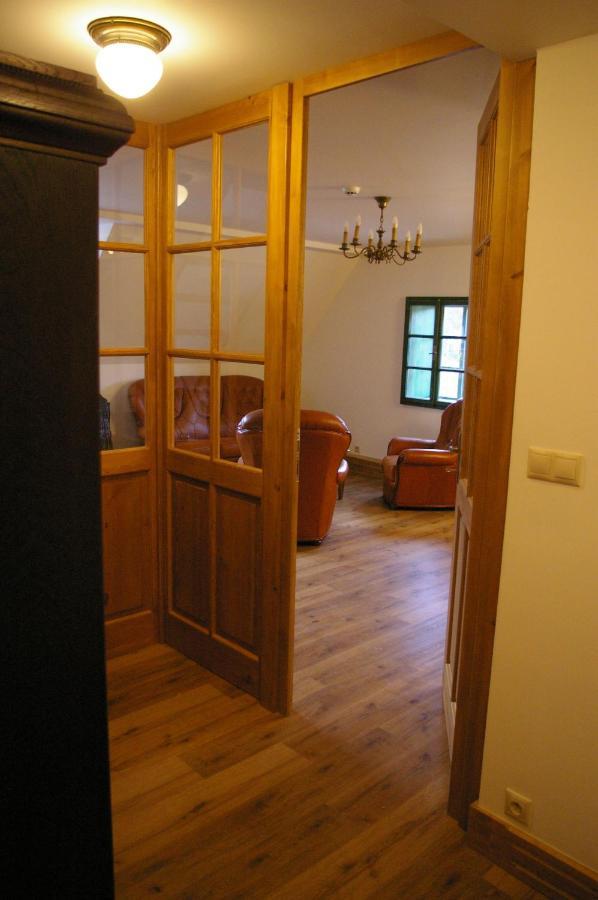 Penzion Mansky Dvur Dolni Zandov Exterior photo
