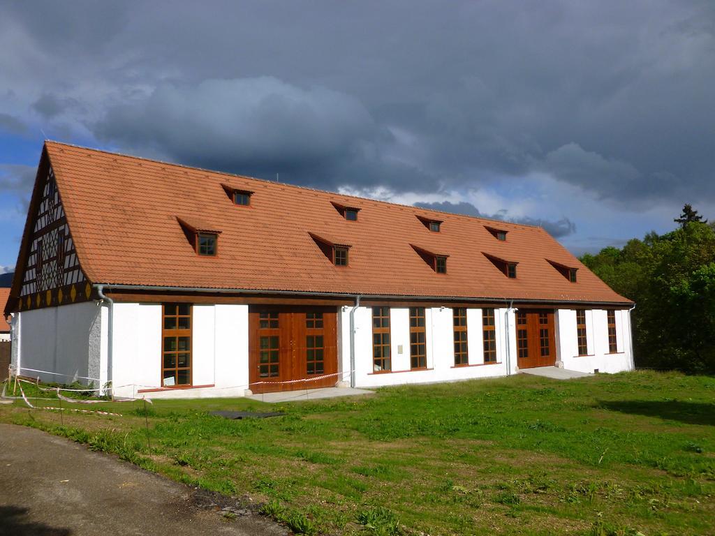 Penzion Mansky Dvur Dolni Zandov Exterior photo