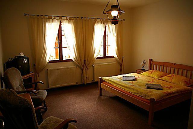 Penzion Mansky Dvur Dolni Zandov Room photo